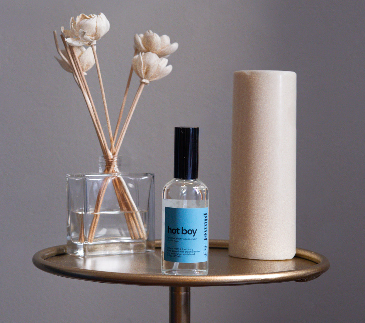 hot boy room & linen spray Planet Sis